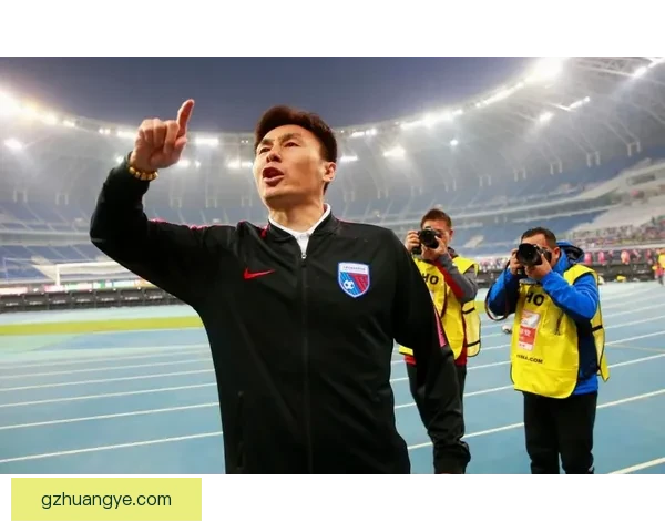 李玮锋赞U17国足控球自信十足